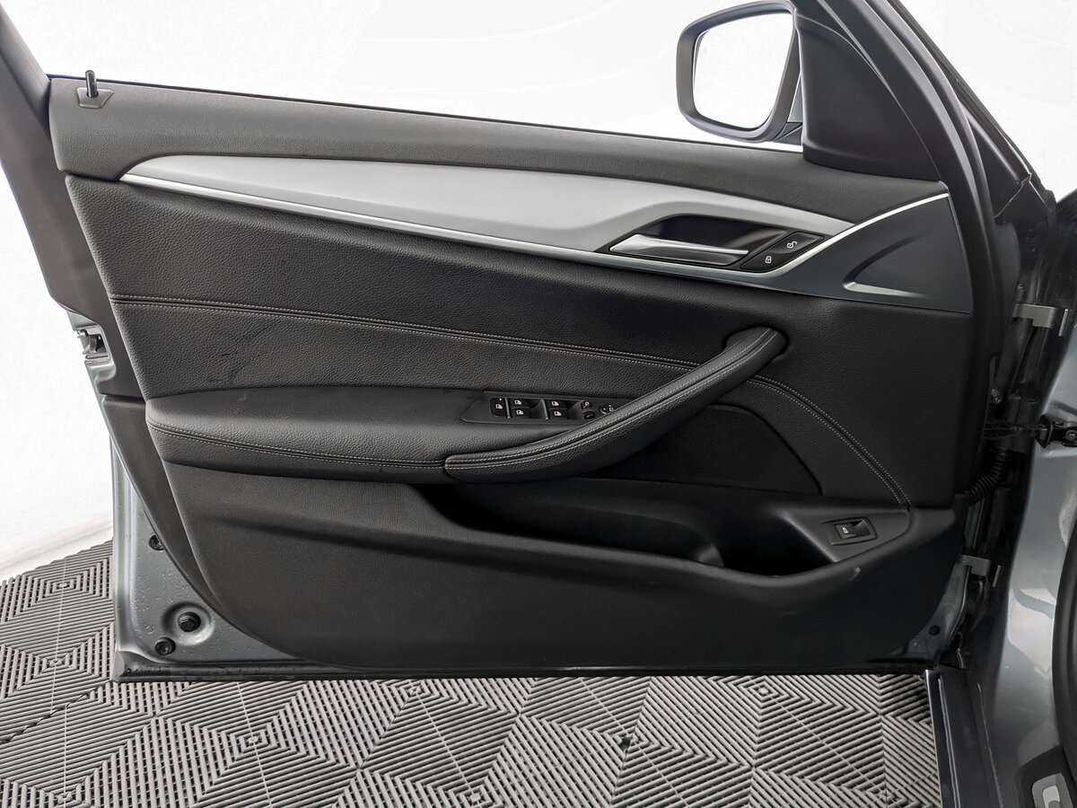 BMW 5 серии с пробегом — 2019 год. Фото: #14