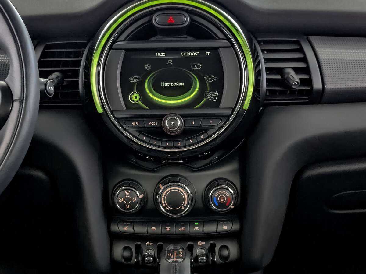 Mini Hatch с пробегом — 2017 год. Фото: #12