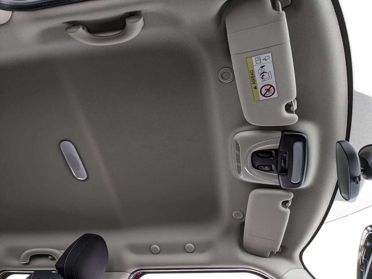 Mini Hatch с пробегом — 2017 год. Фото: #18