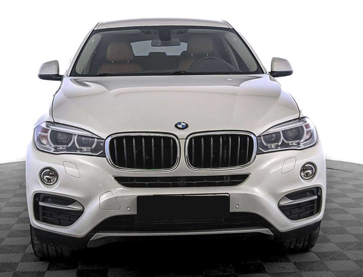 BMW X6 с пробегом — 2016 год. Фото: #1
