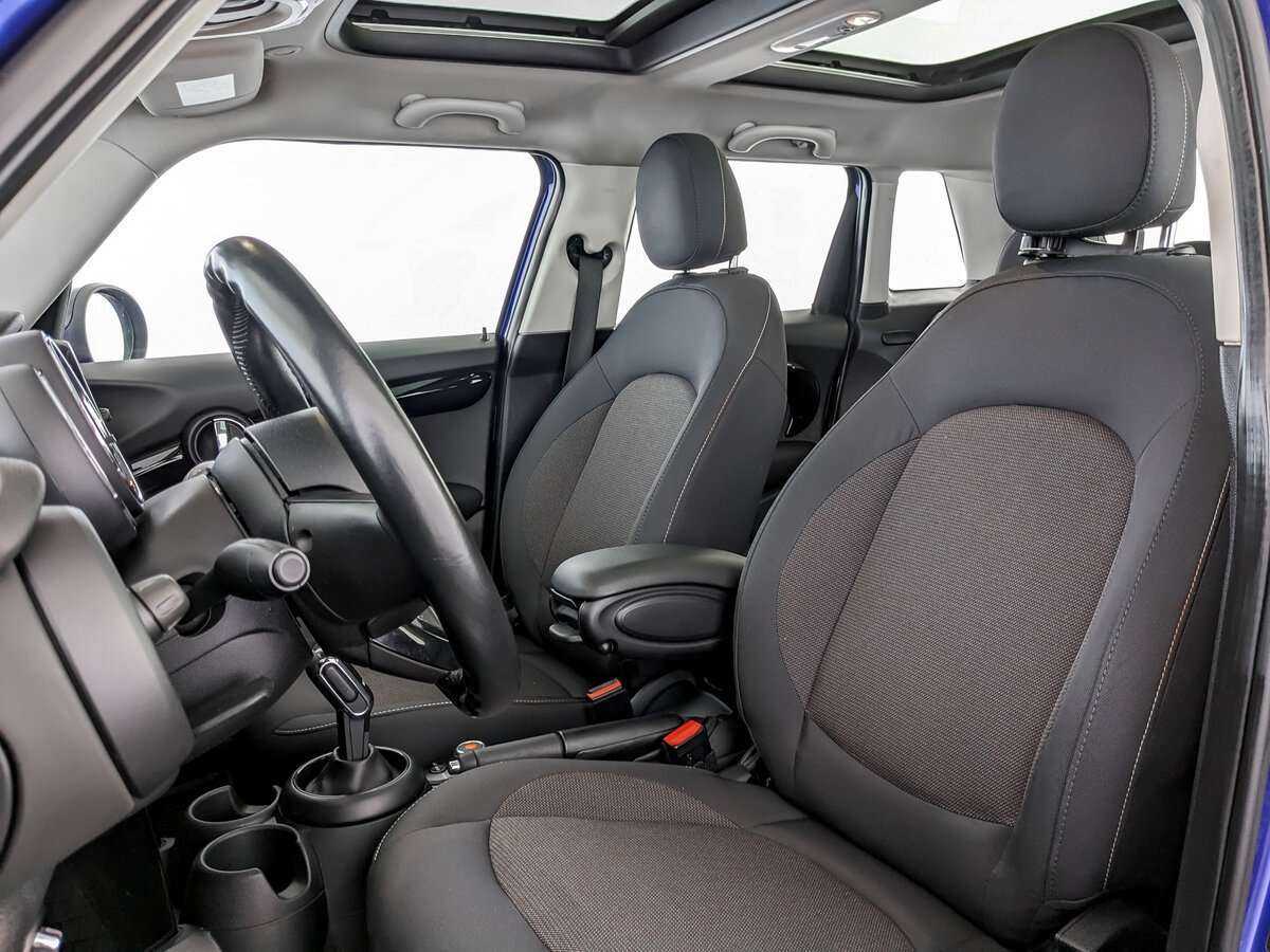 Mini Hatch с пробегом — 2018 год. Фото: #13