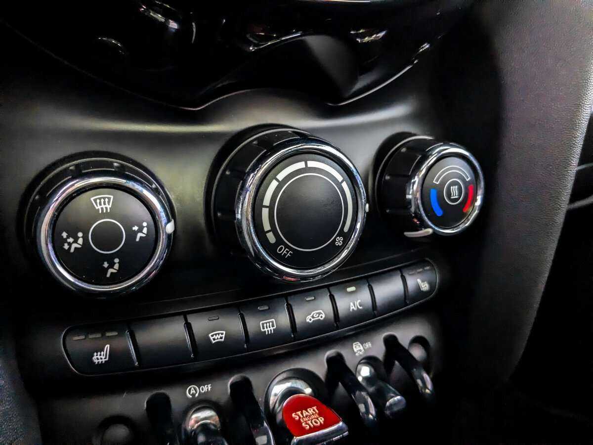 Mini Hatch с пробегом — 2018 год. Фото: #18