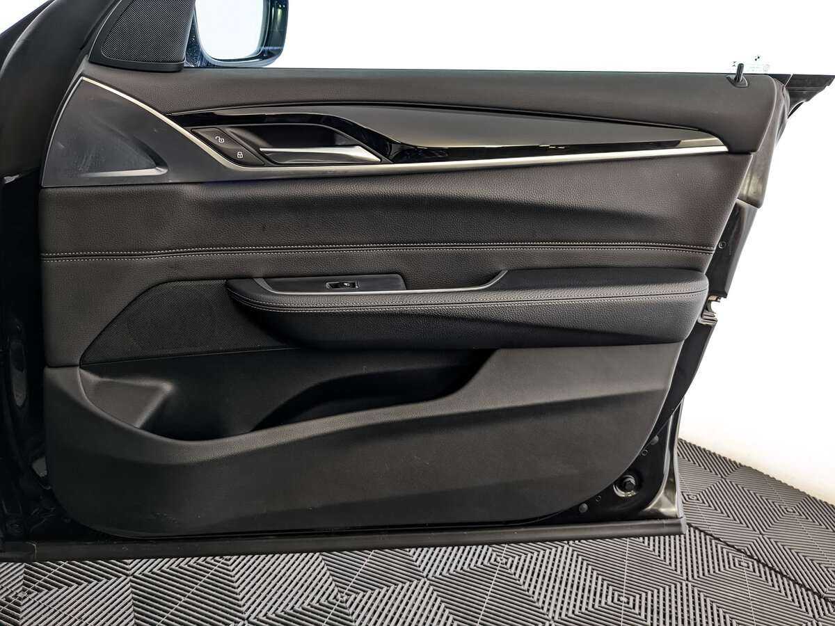 BMW 6 серии с пробегом — 2018 год. Фото: #18