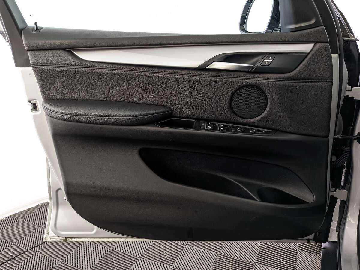 BMW X5 с пробегом — 2015 год. Фото: #13