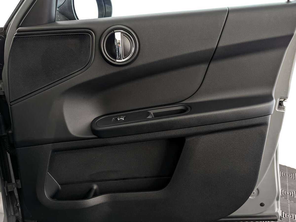 Mini Countryman с пробегом — 2018 год. Фото: #18