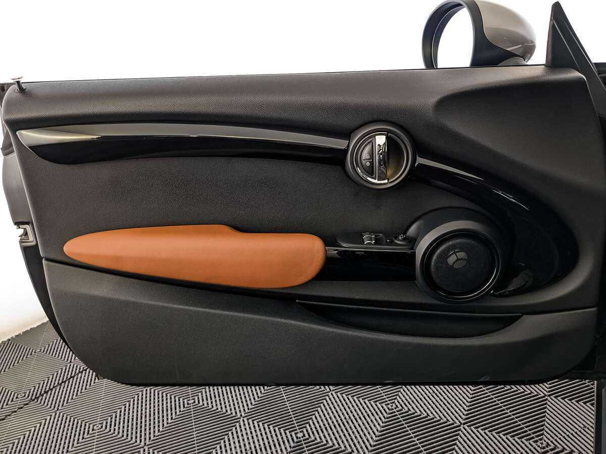 Mini Hatch с пробегом — 2017 год. Фото: #14