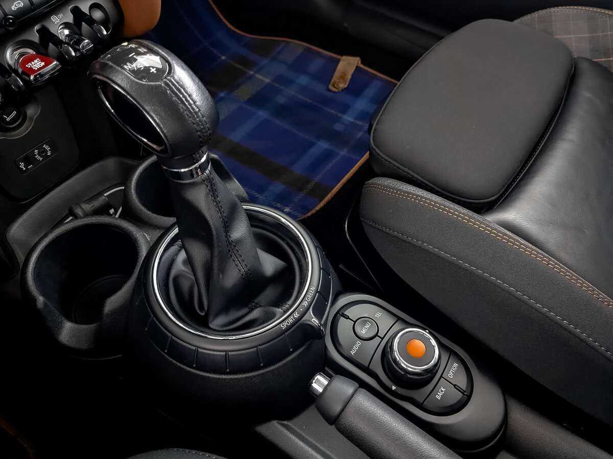 Mini Hatch с пробегом — 2017 год. Фото: #21