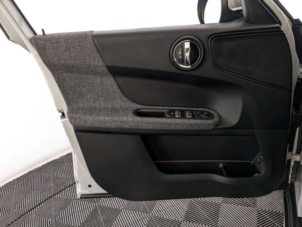 Mini Countryman с пробегом — 2020 год. Фото: #12