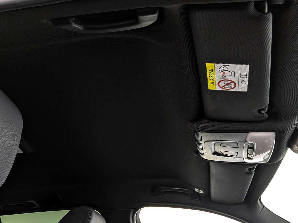 BMW 3 серии с пробегом — 2019 год. Фото: #15