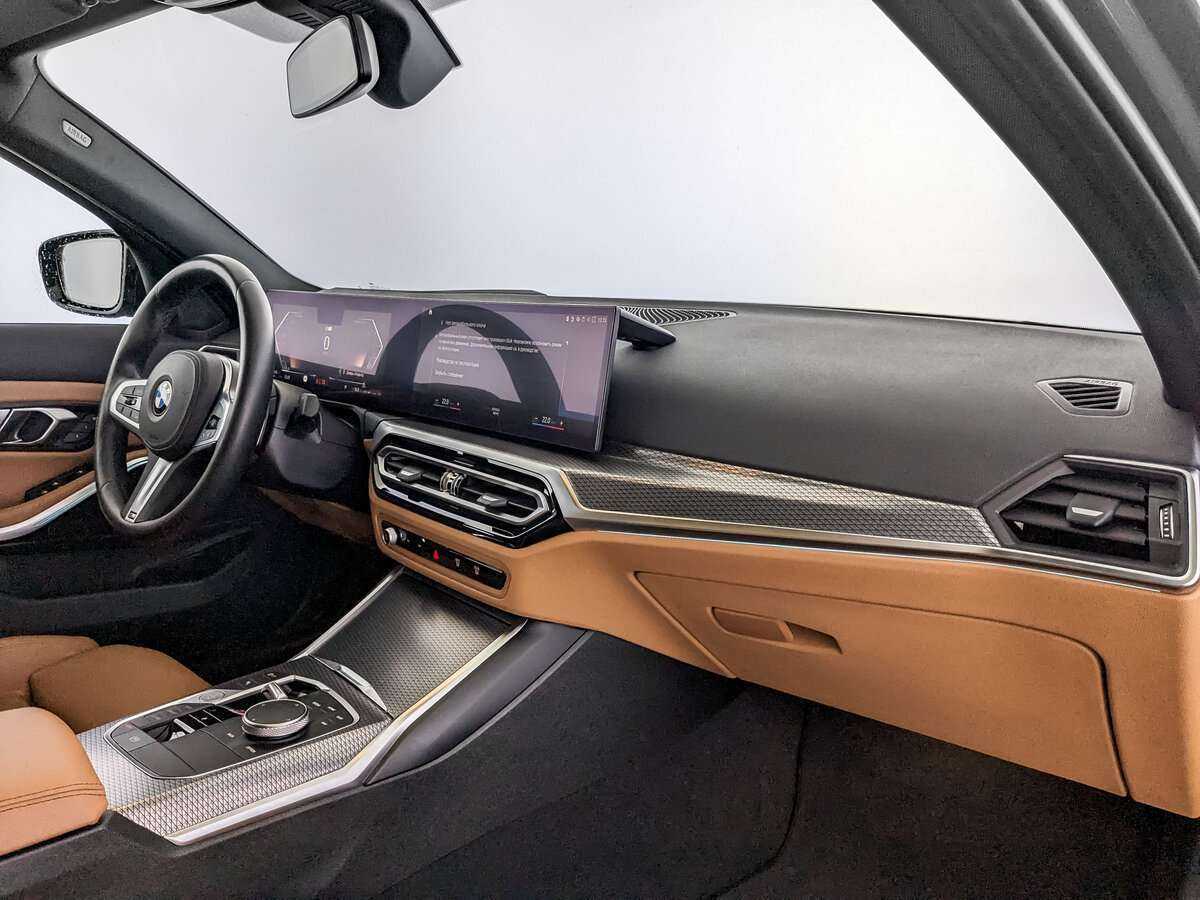 BMW 3 серии с пробегом — 2022 год. Фото: #7