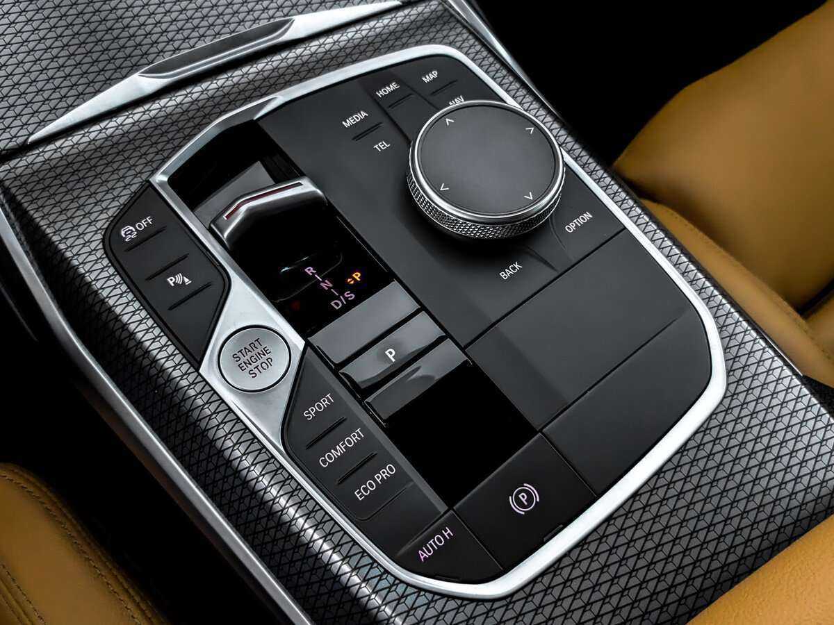 BMW 3 серии с пробегом — 2022 год. Фото: #21