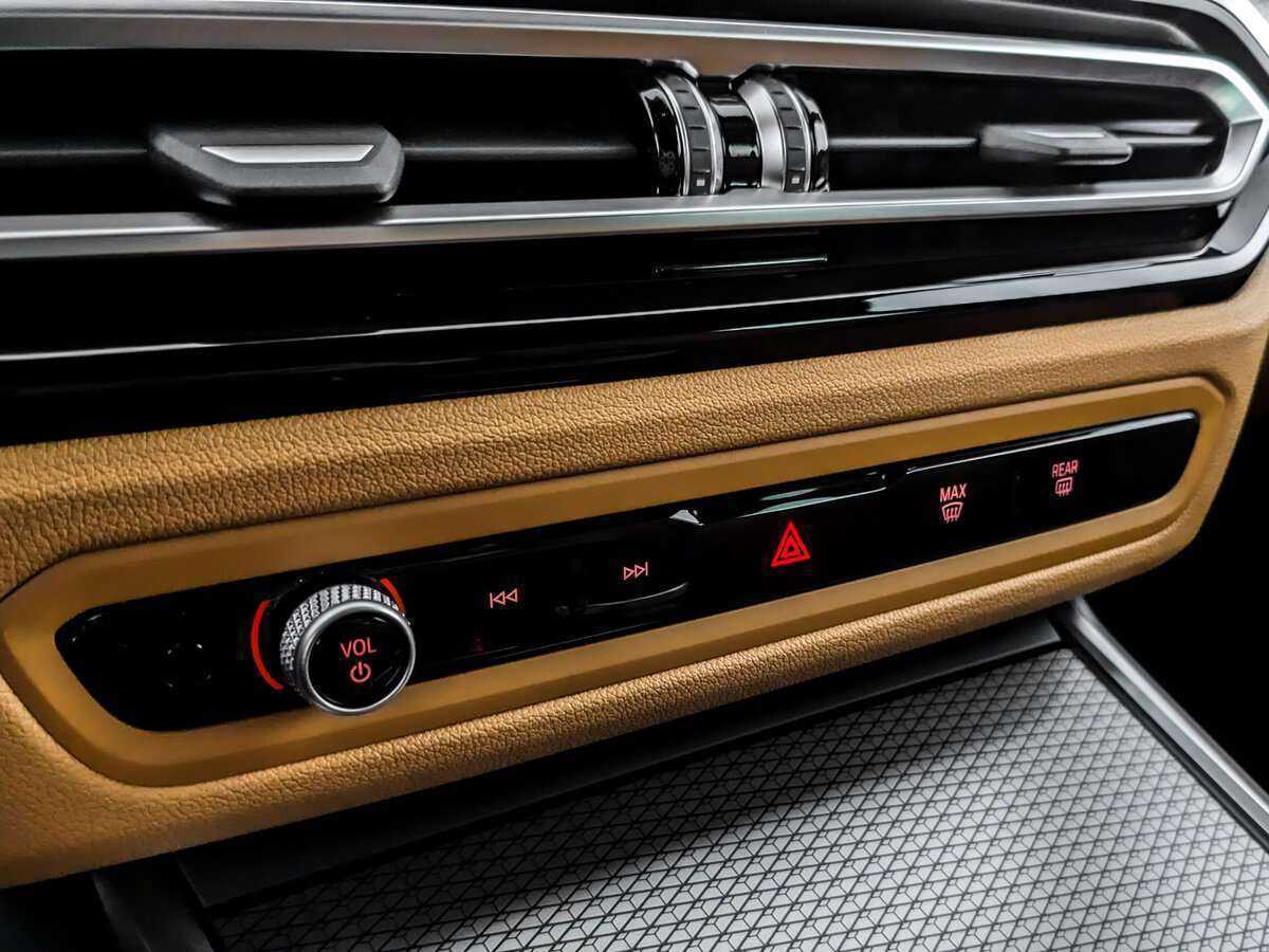 BMW 3 серии с пробегом — 2022 год. Фото: #22