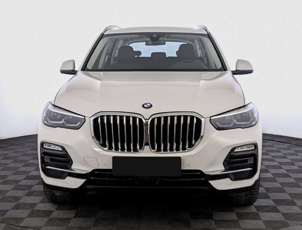 BMW X5 с пробегом — 2019 год. Фото: #1