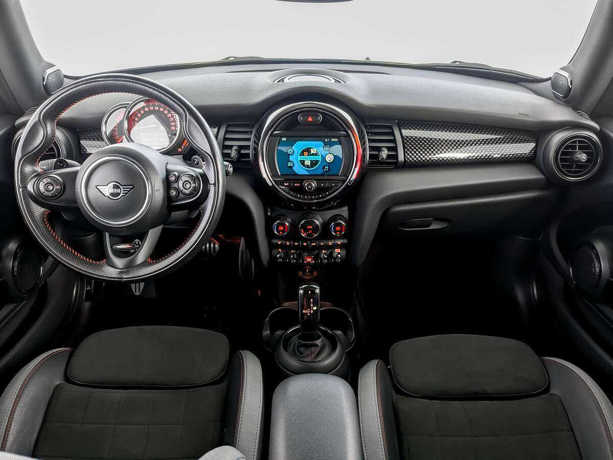 Mini Hatch с пробегом — 2020 год. Фото: #11