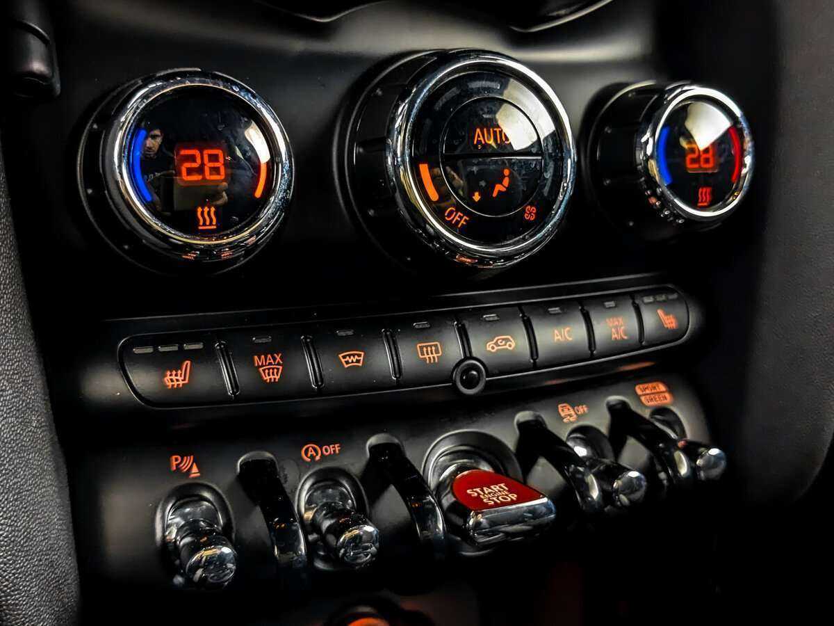 Mini Hatch с пробегом — 2020 год. Фото: #20