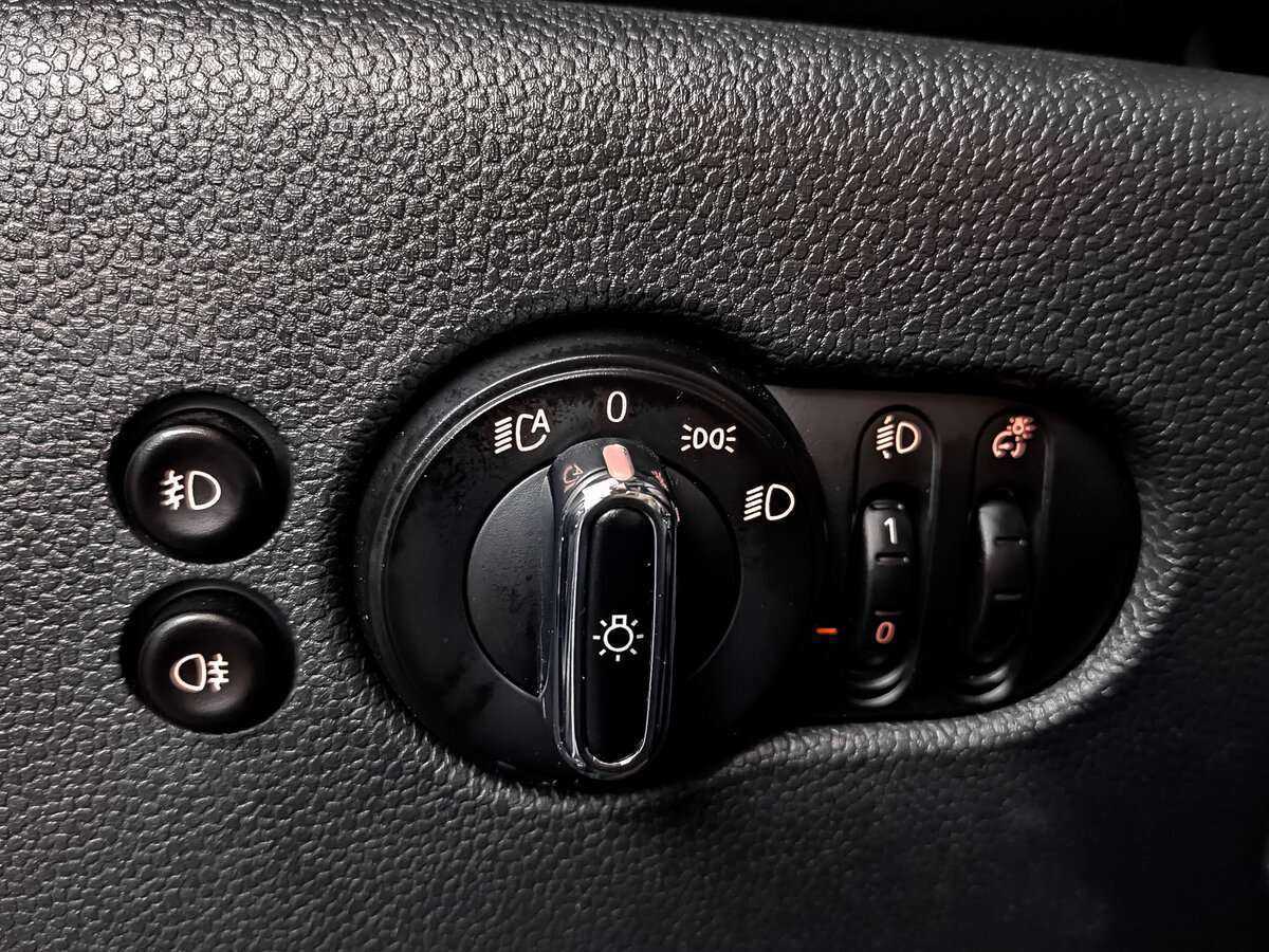 Mini Hatch с пробегом — 2019 год. Фото: #20