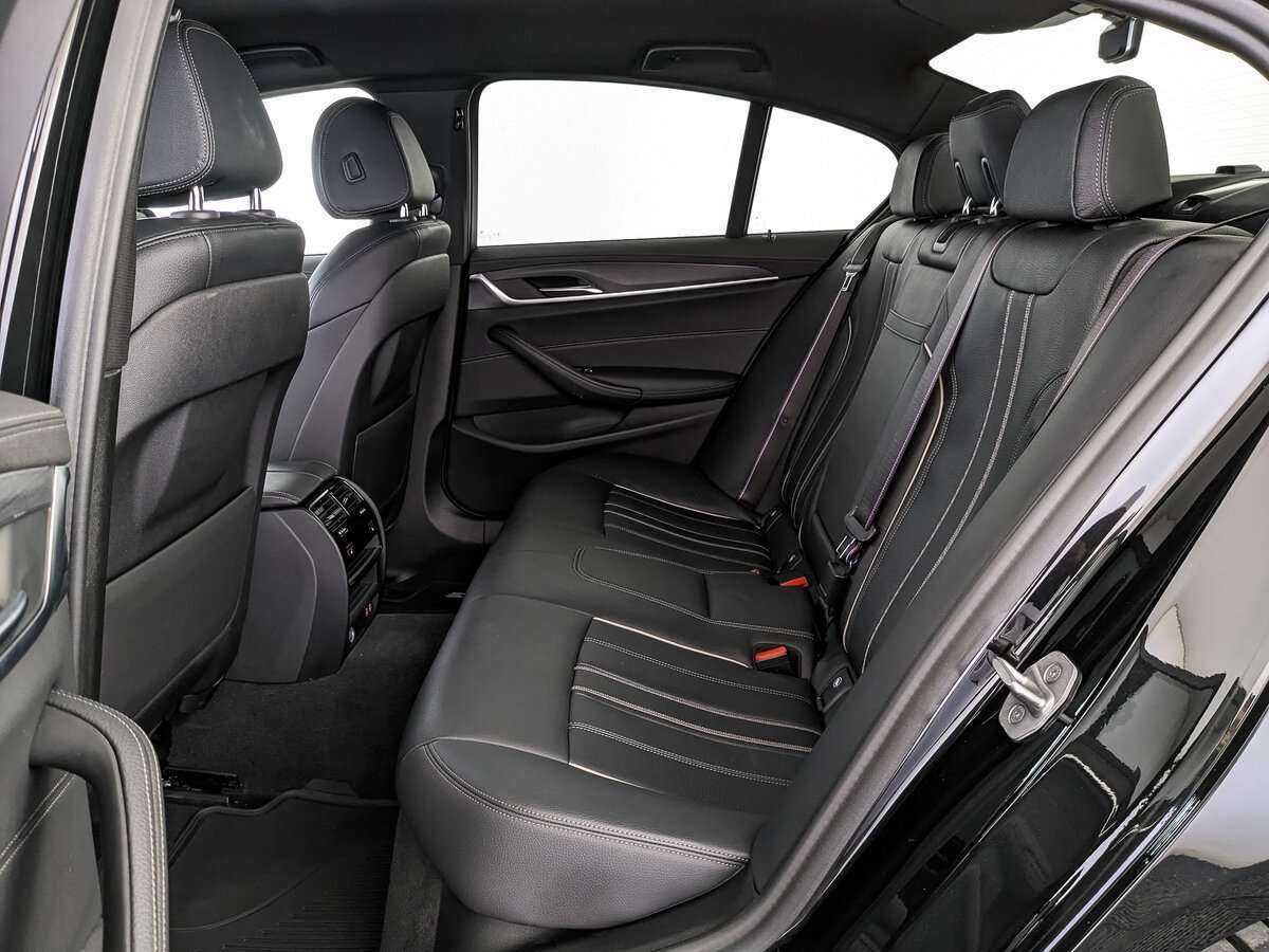 BMW 5 серии с пробегом — 2021 год. Фото: #12