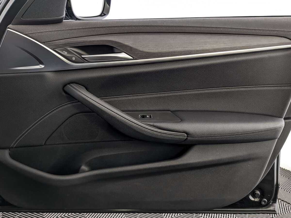 BMW 5 серии с пробегом — 2021 год. Фото: #19