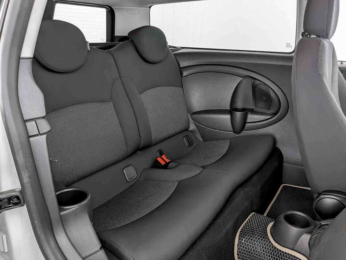 Mini Clubman с пробегом — 2011 год. Фото: #9