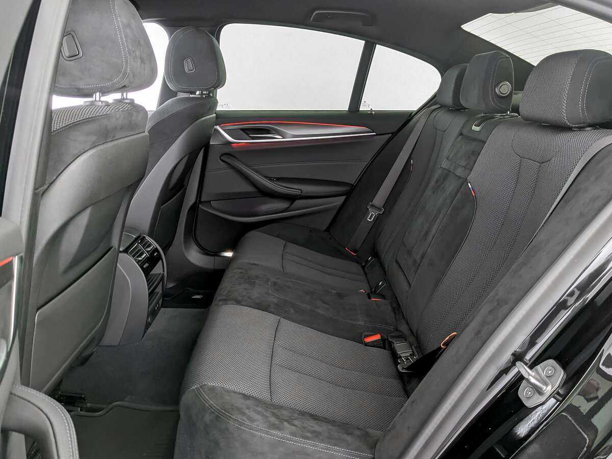 BMW 5 серии с пробегом — 2021 год. Фото: #9
