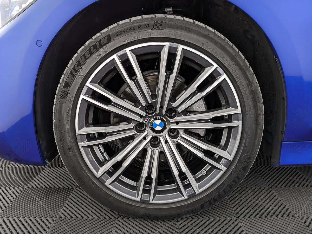 BMW 3 серии с пробегом — 2021 год. Фото: #11