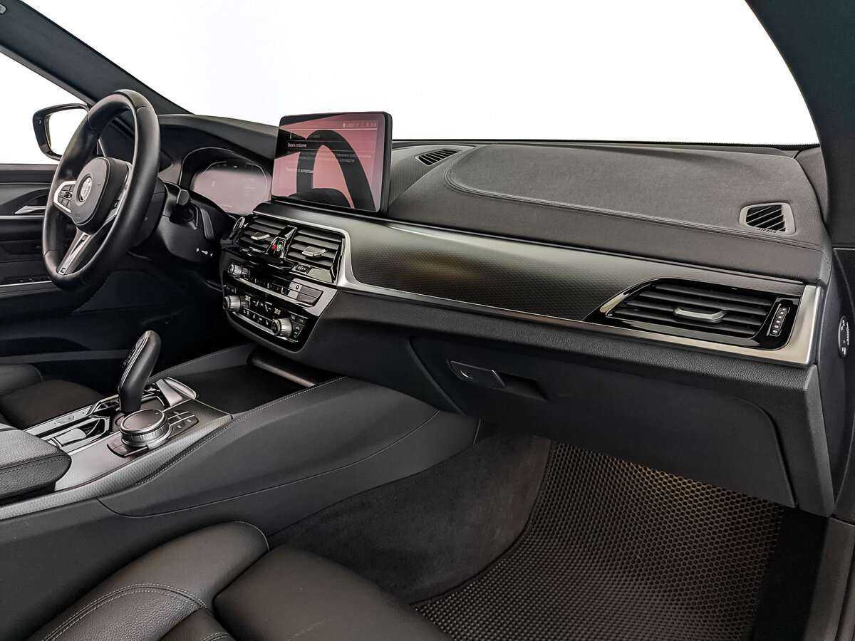 BMW 6 серии с пробегом — 2021 год. Фото: #8