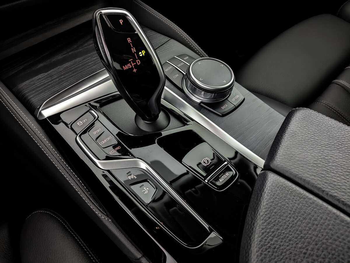 BMW 6 серии с пробегом — 2021 год. Фото: #19