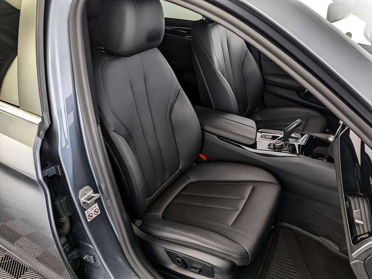 BMW 5 серии с пробегом — 2020 год. Фото: #19