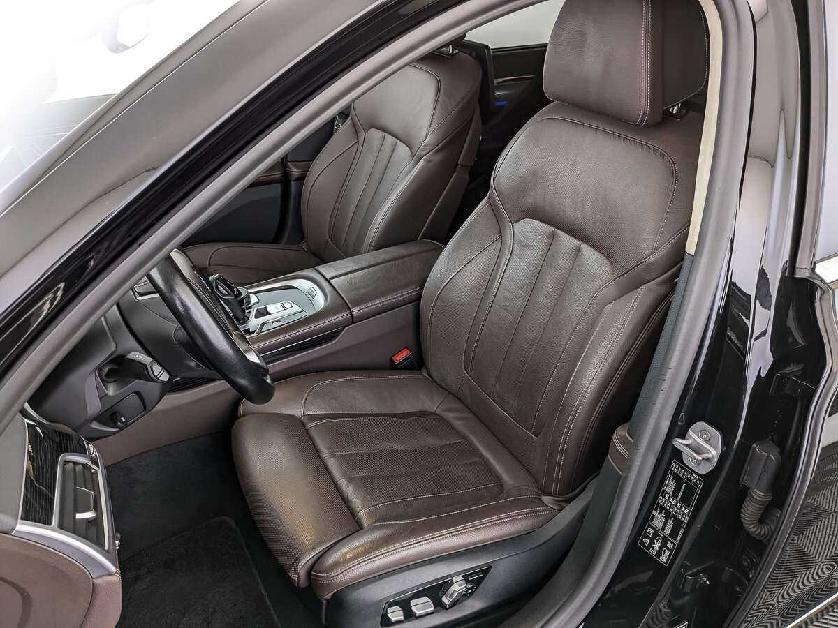 BMW 7 серии с пробегом — 2019 год. Фото: #13