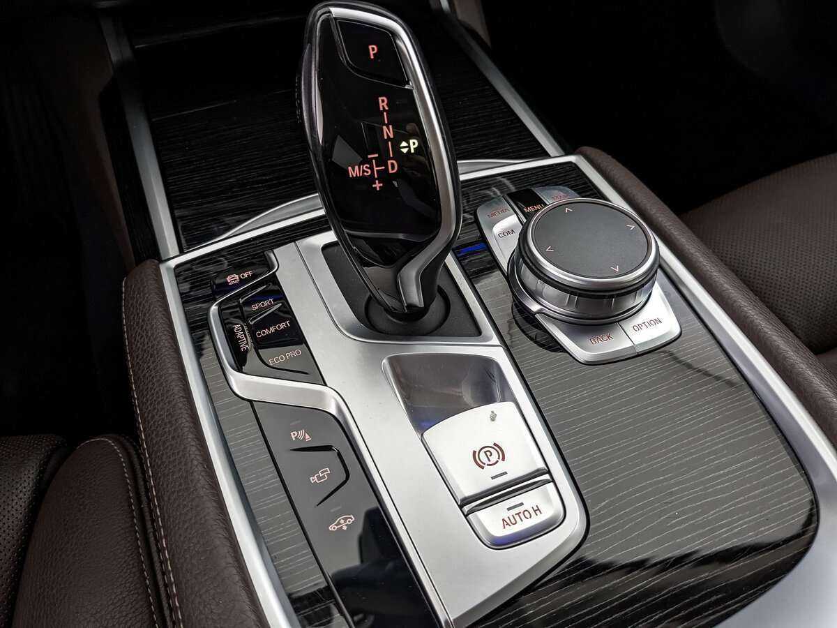 BMW 7 серии с пробегом — 2019 год. Фото: #20
