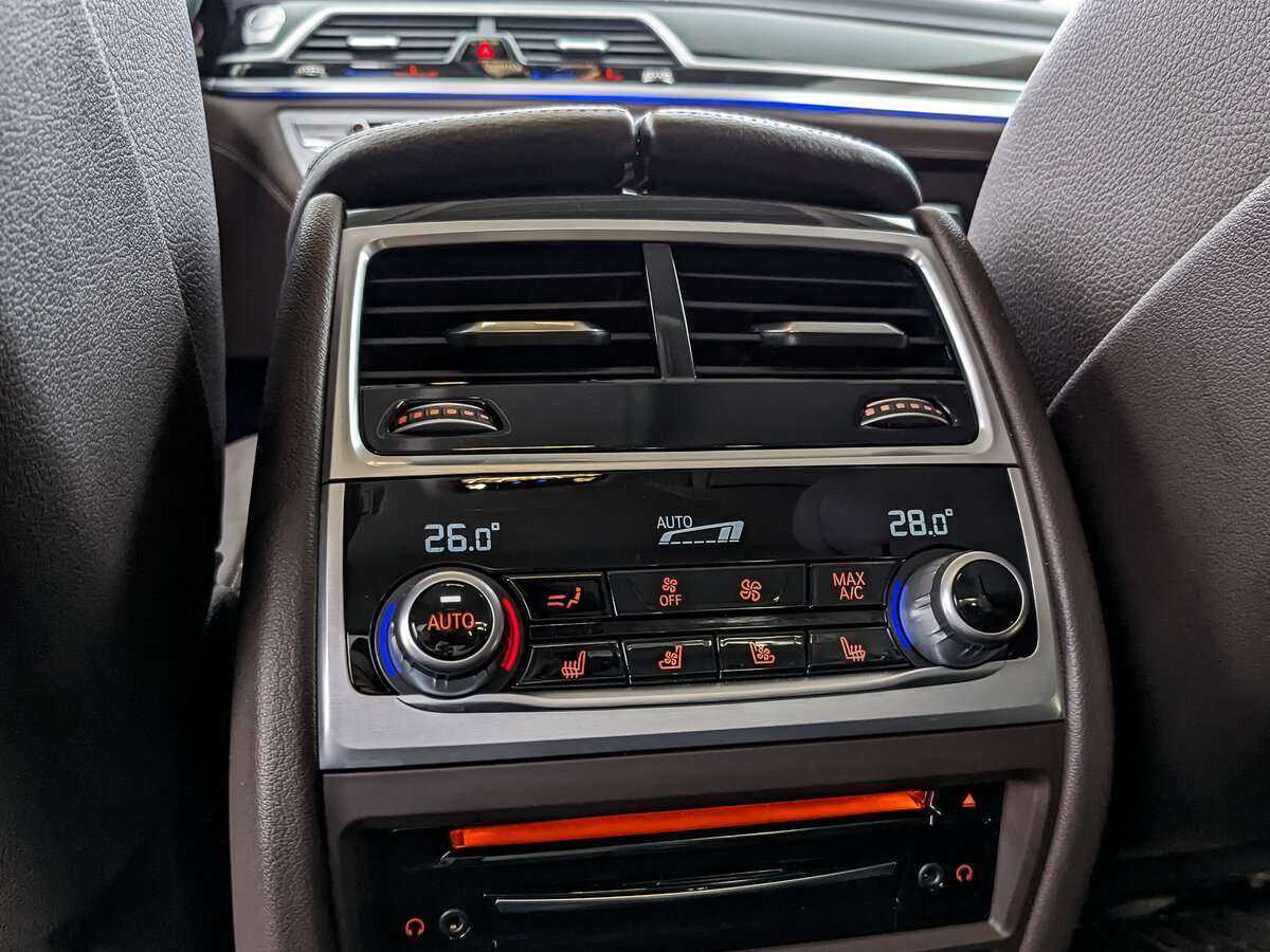 BMW 7 серии с пробегом — 2019 год. Фото: #21