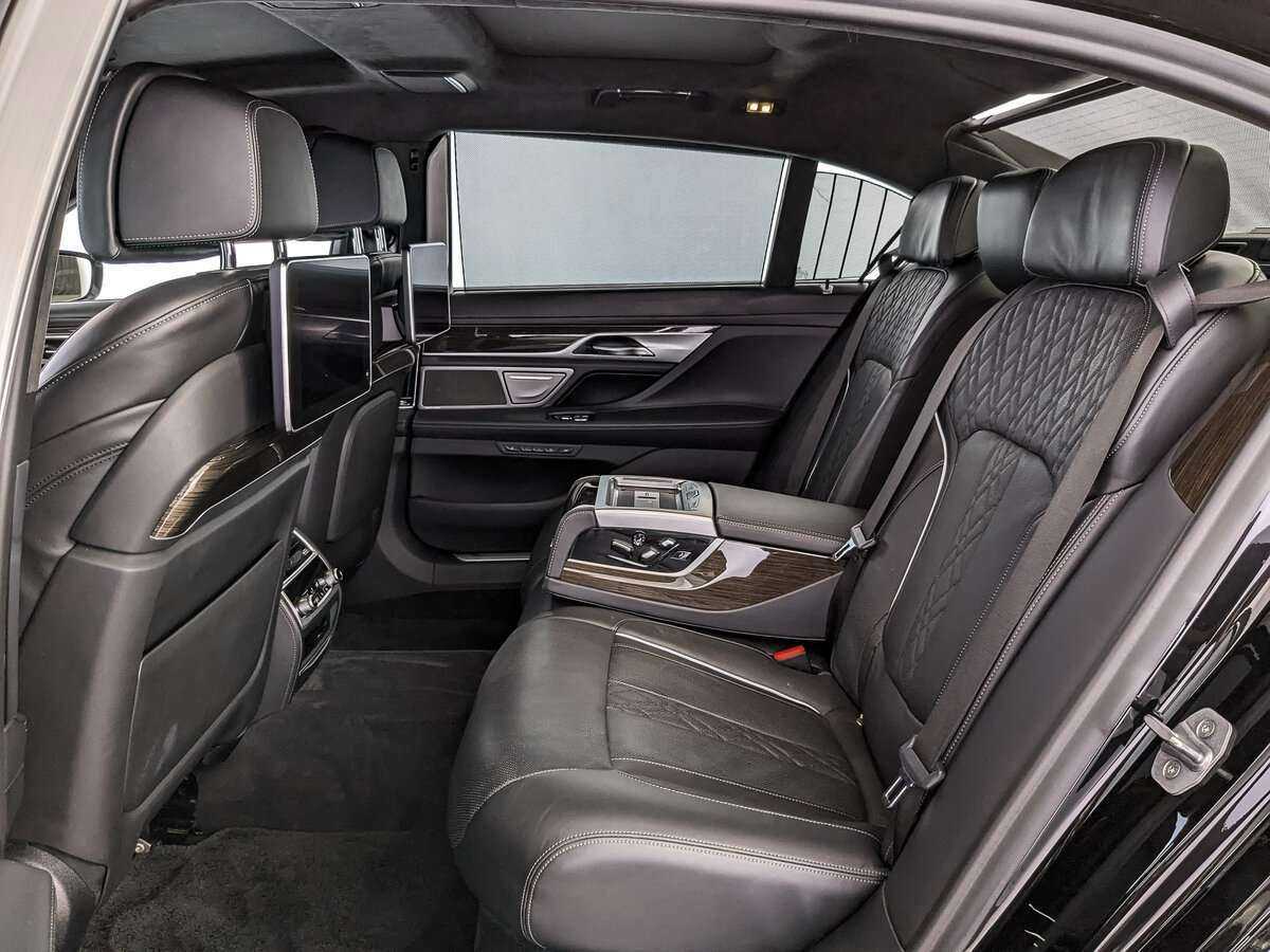 BMW 7 серии с пробегом — 2019 год. Фото: #12