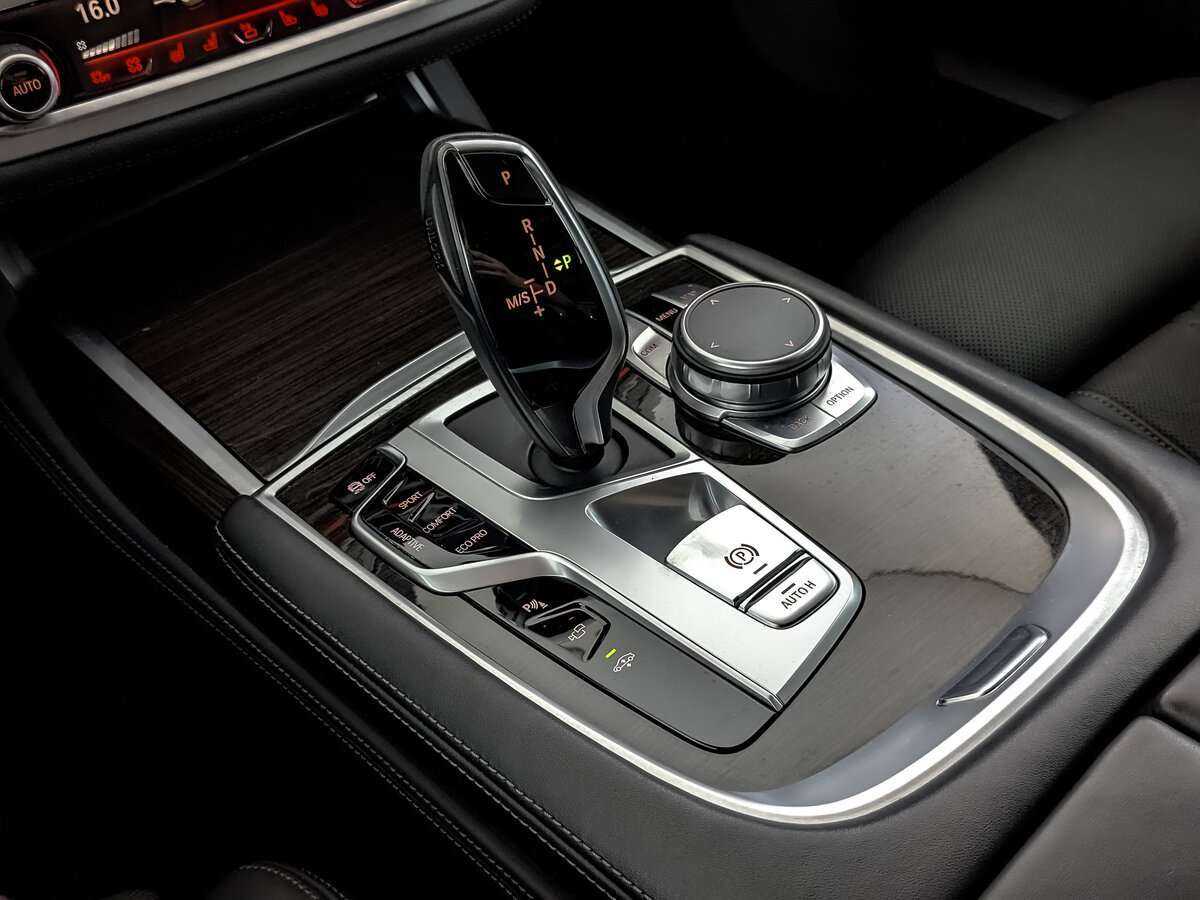 BMW 7 серии с пробегом — 2019 год. Фото: #15