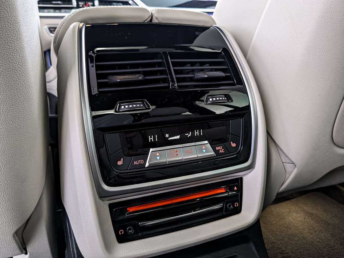 BMW X7 с пробегом — 2019 год. Фото: #19