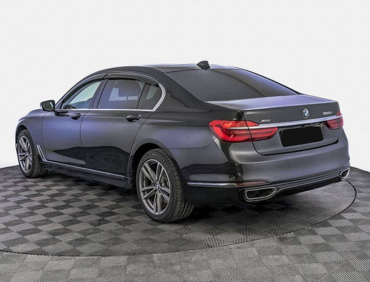 BMW 7 серии с пробегом — 2017 год. Фото: #5