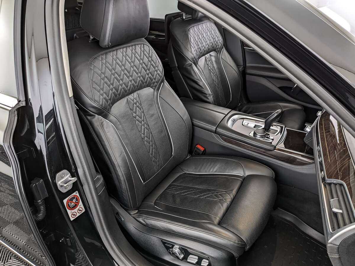 BMW 7 серии с пробегом — 2017 год. Фото: #22