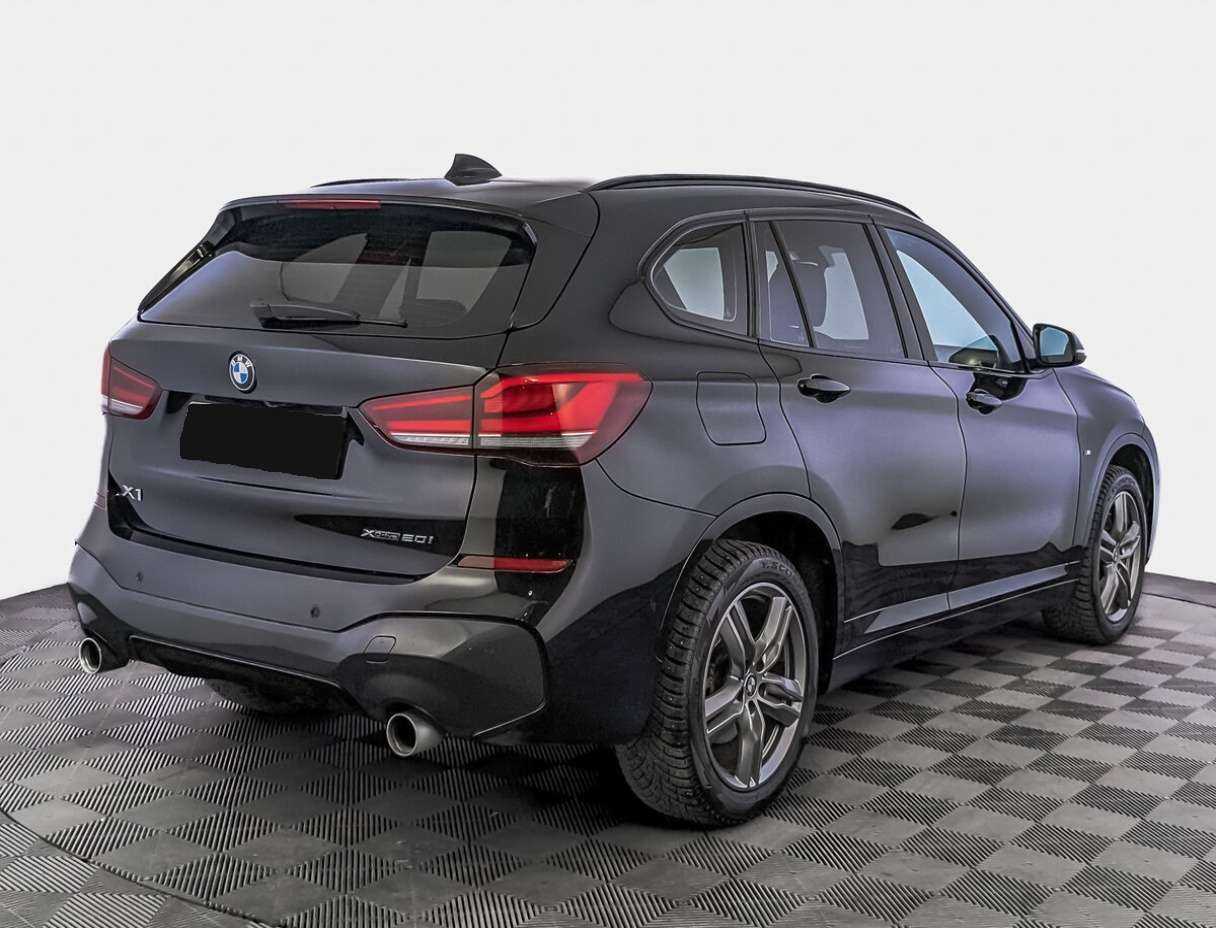BMW X1 с пробегом — 2020 год. Фото: #4
