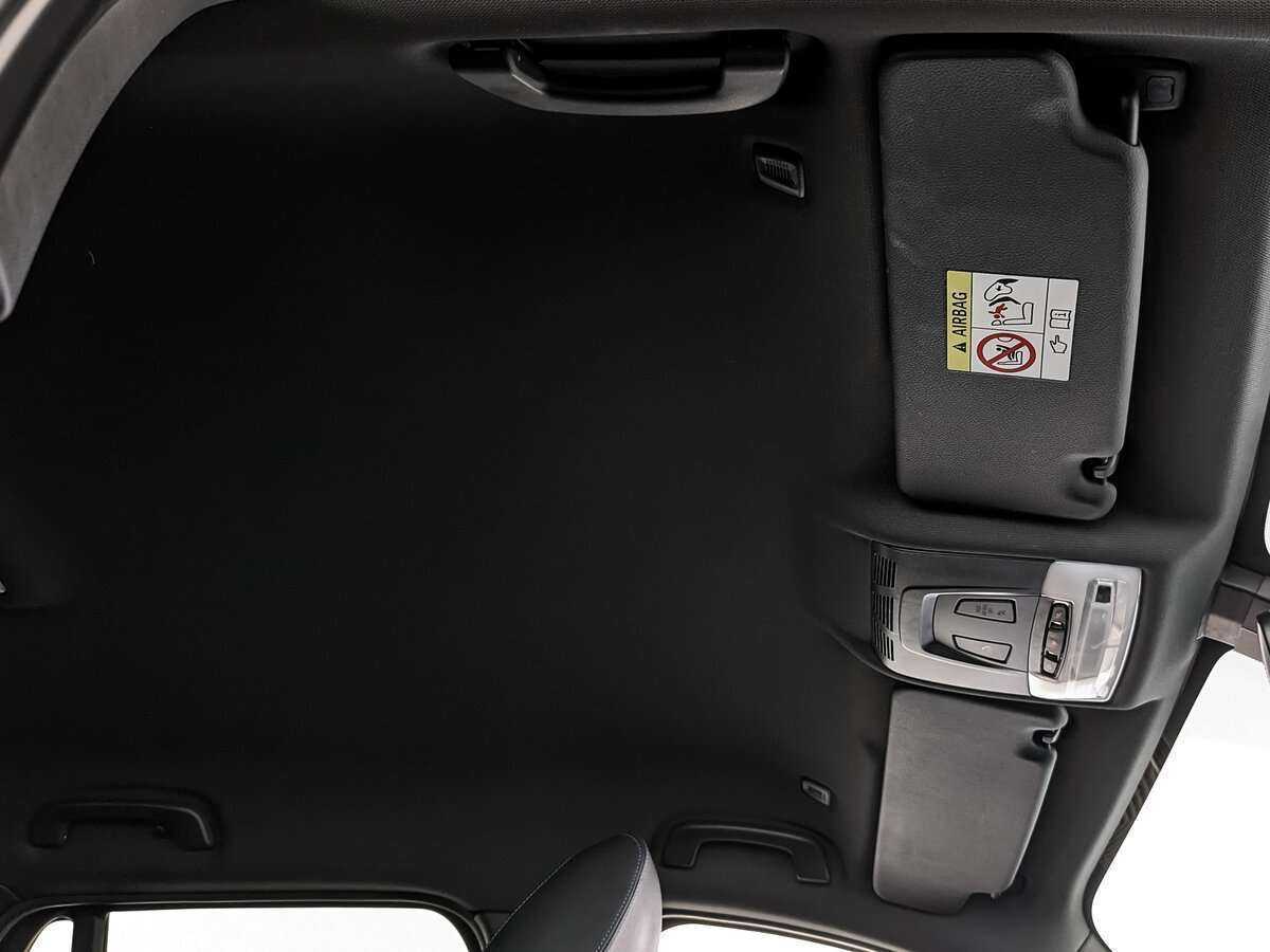 BMW X1 с пробегом — 2020 год. Фото: #18