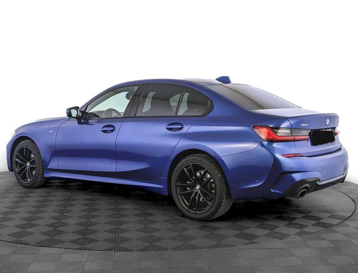 BMW 3 серии с пробегом — 2021 год. Фото: #6