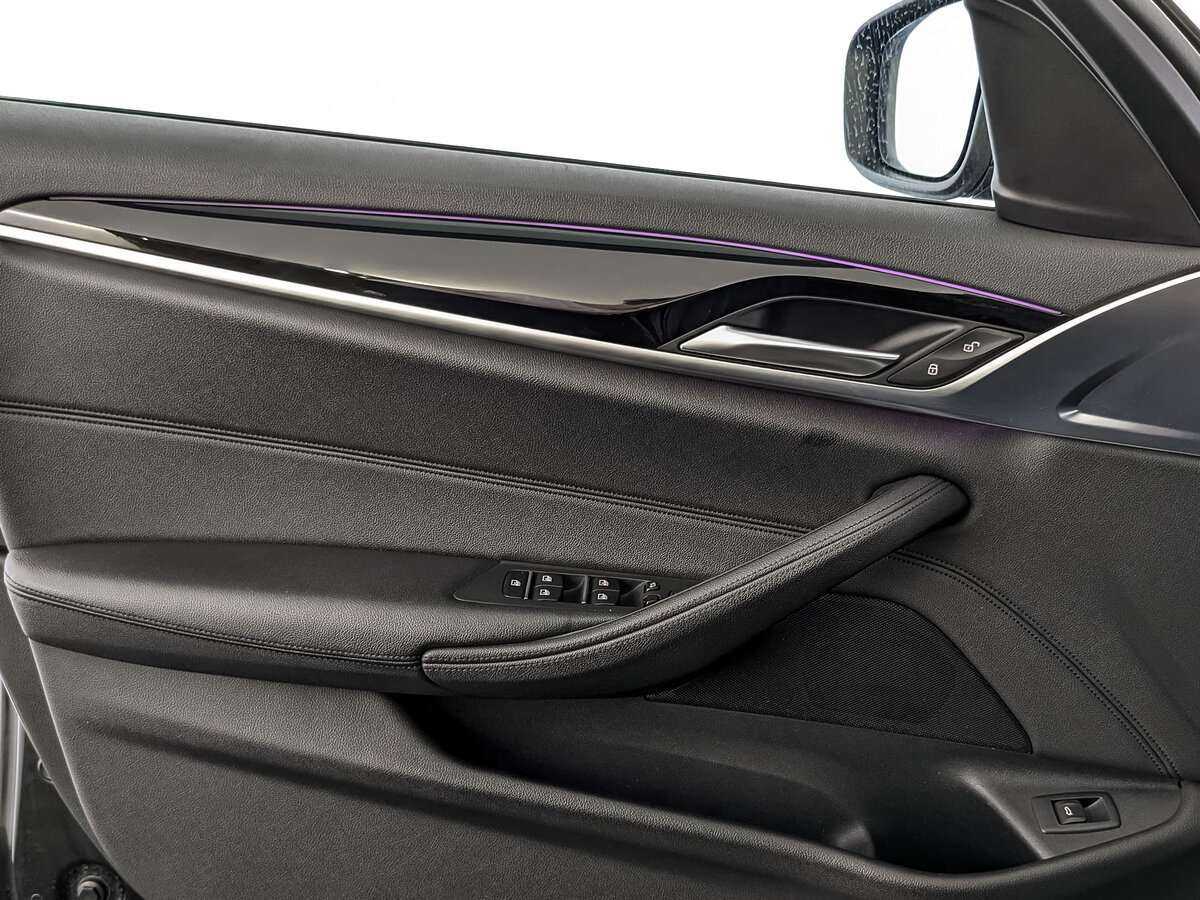 BMW 5 серии с пробегом — 2017 год. Фото: #14