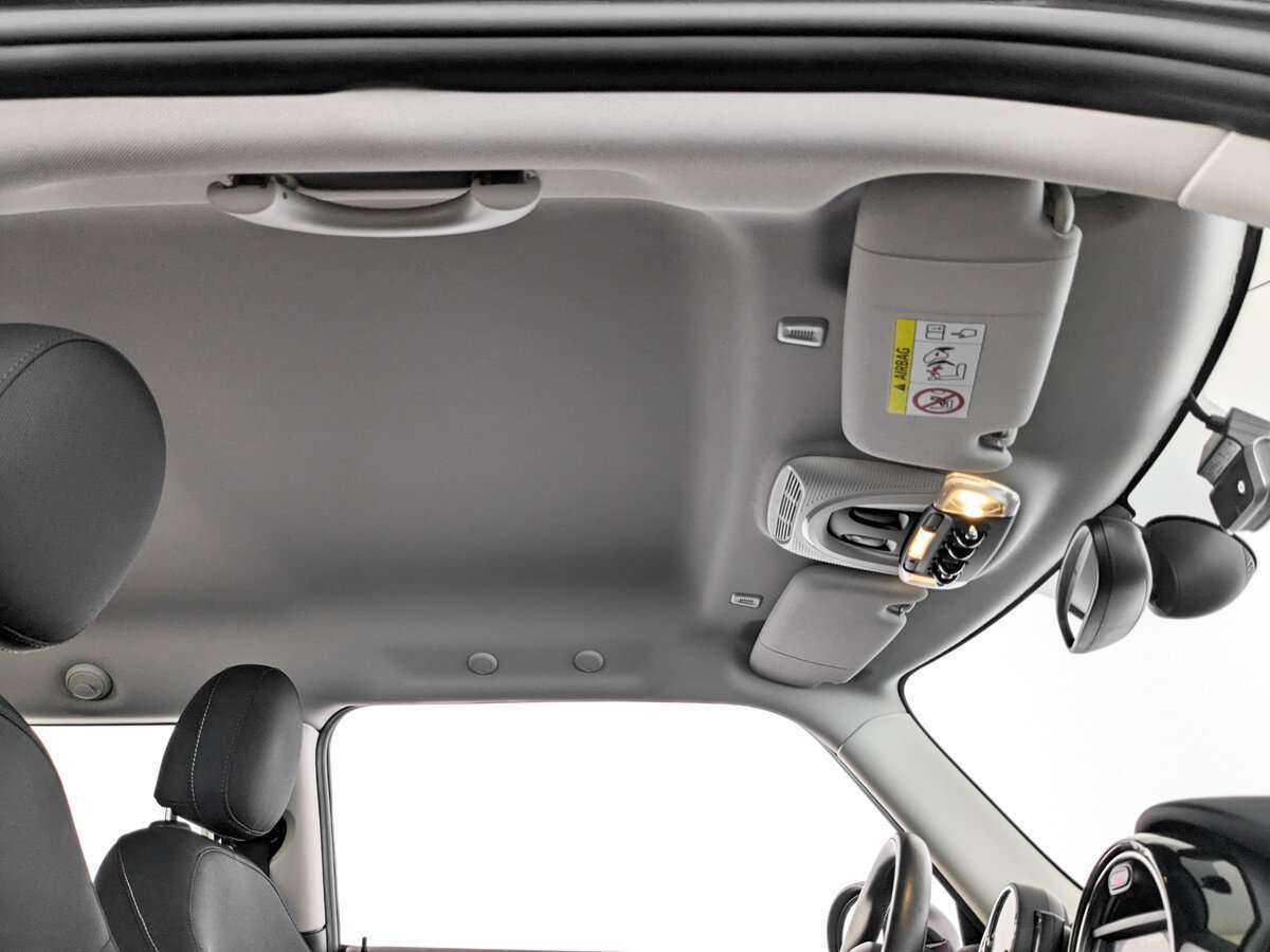 Mini Hatch с пробегом — 2019 год. Фото: #17