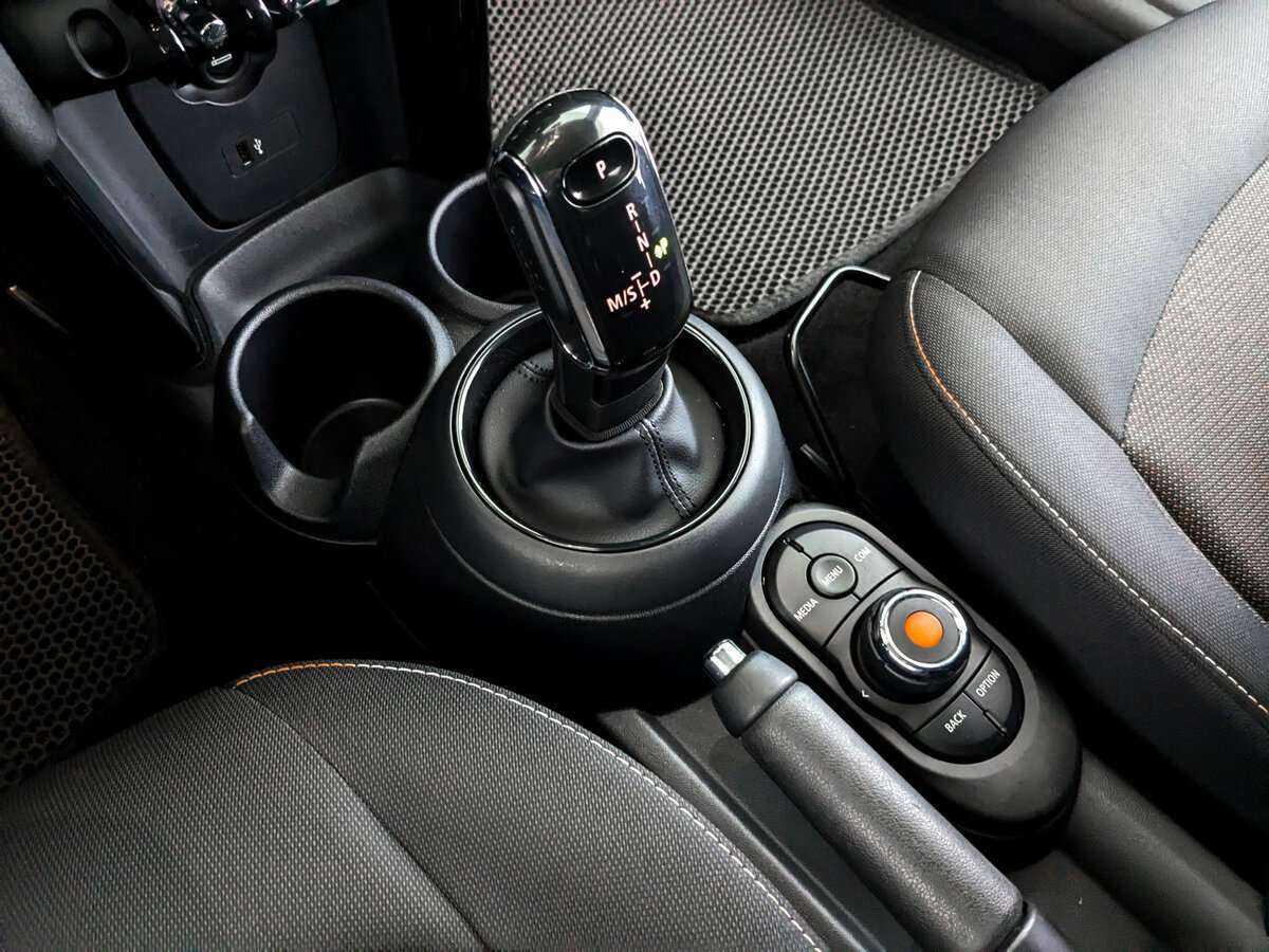 Mini Hatch с пробегом — 2019 год. Фото: #21