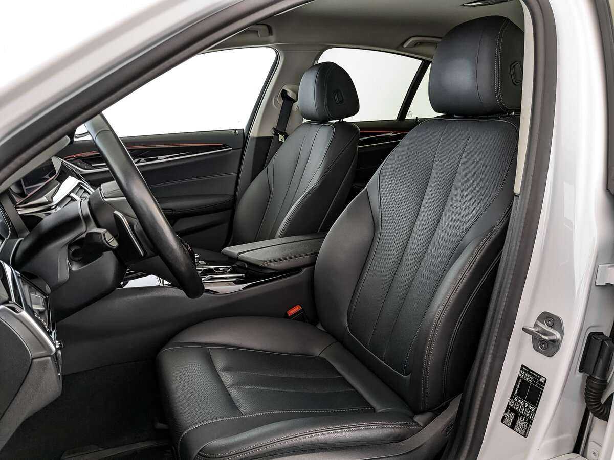 BMW 5 серии с пробегом — 2020 год. Фото: #13