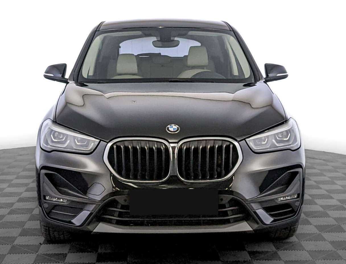 BMW X1 с пробегом — 2021 год. Фото: #1
