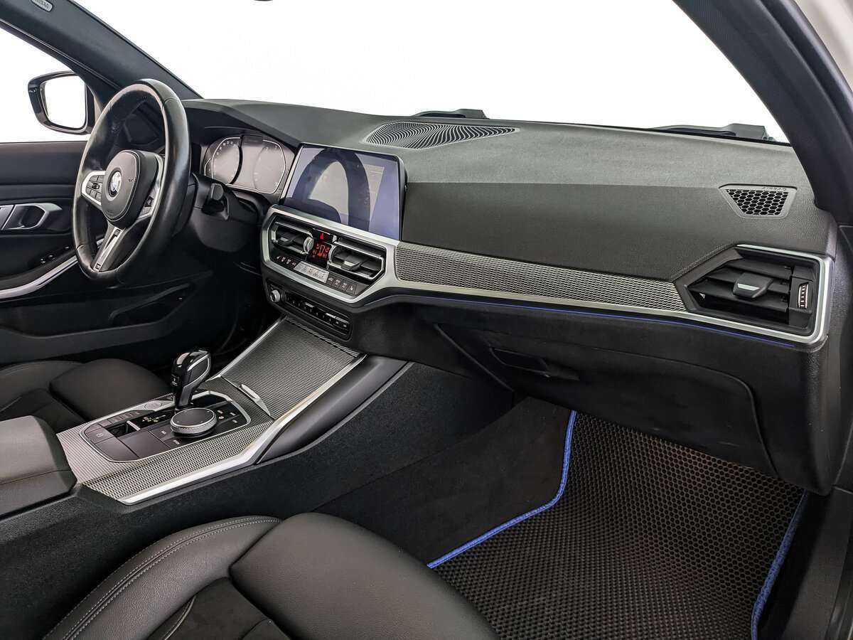 BMW 3 серии с пробегом — 2021 год. Фото: #8