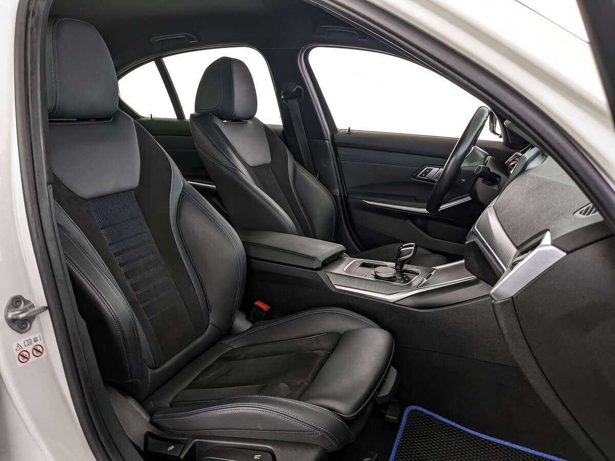 BMW 3 серии с пробегом — 2021 год. Фото: #18