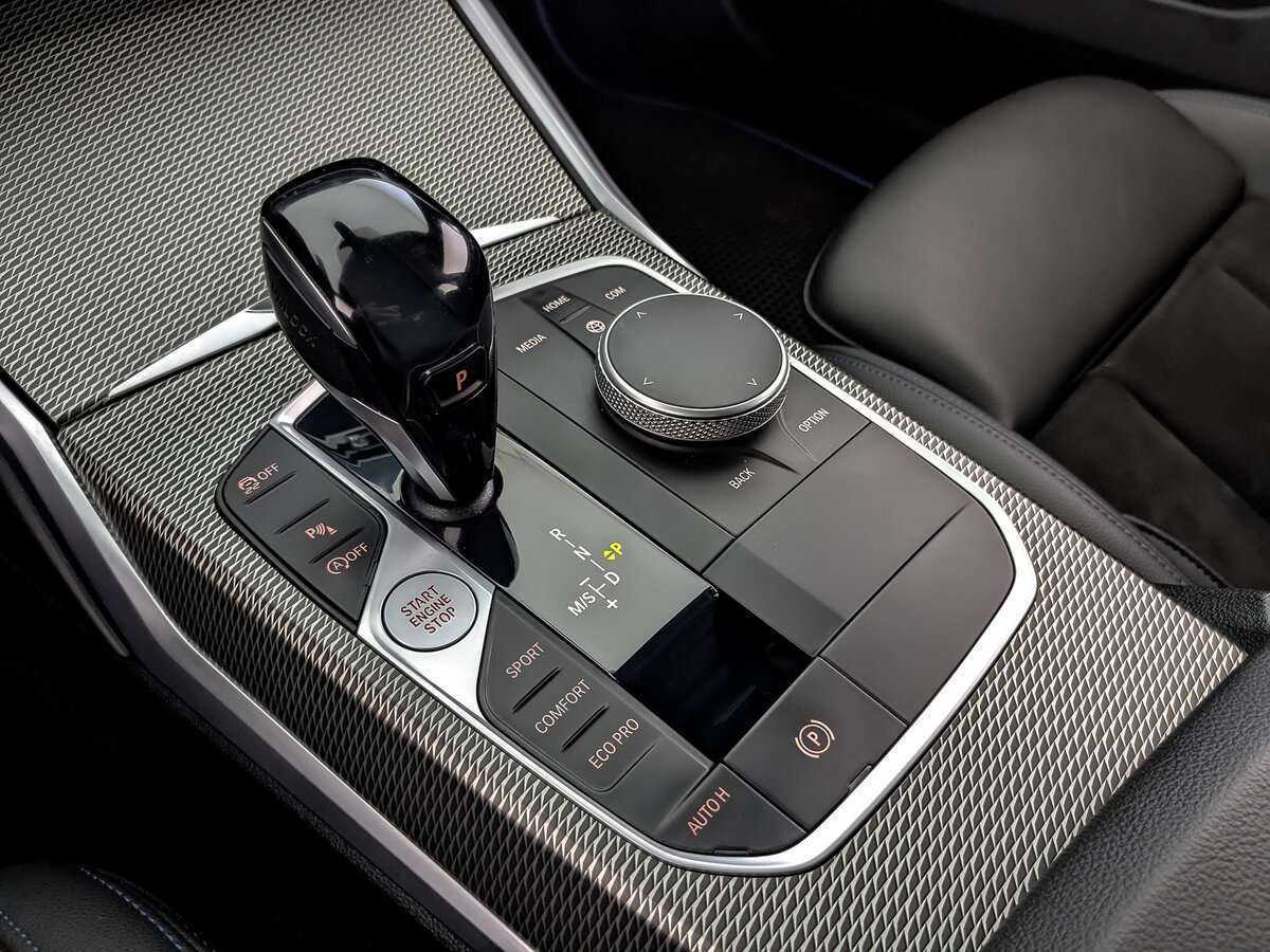 BMW 3 серии с пробегом — 2021 год. Фото: #20