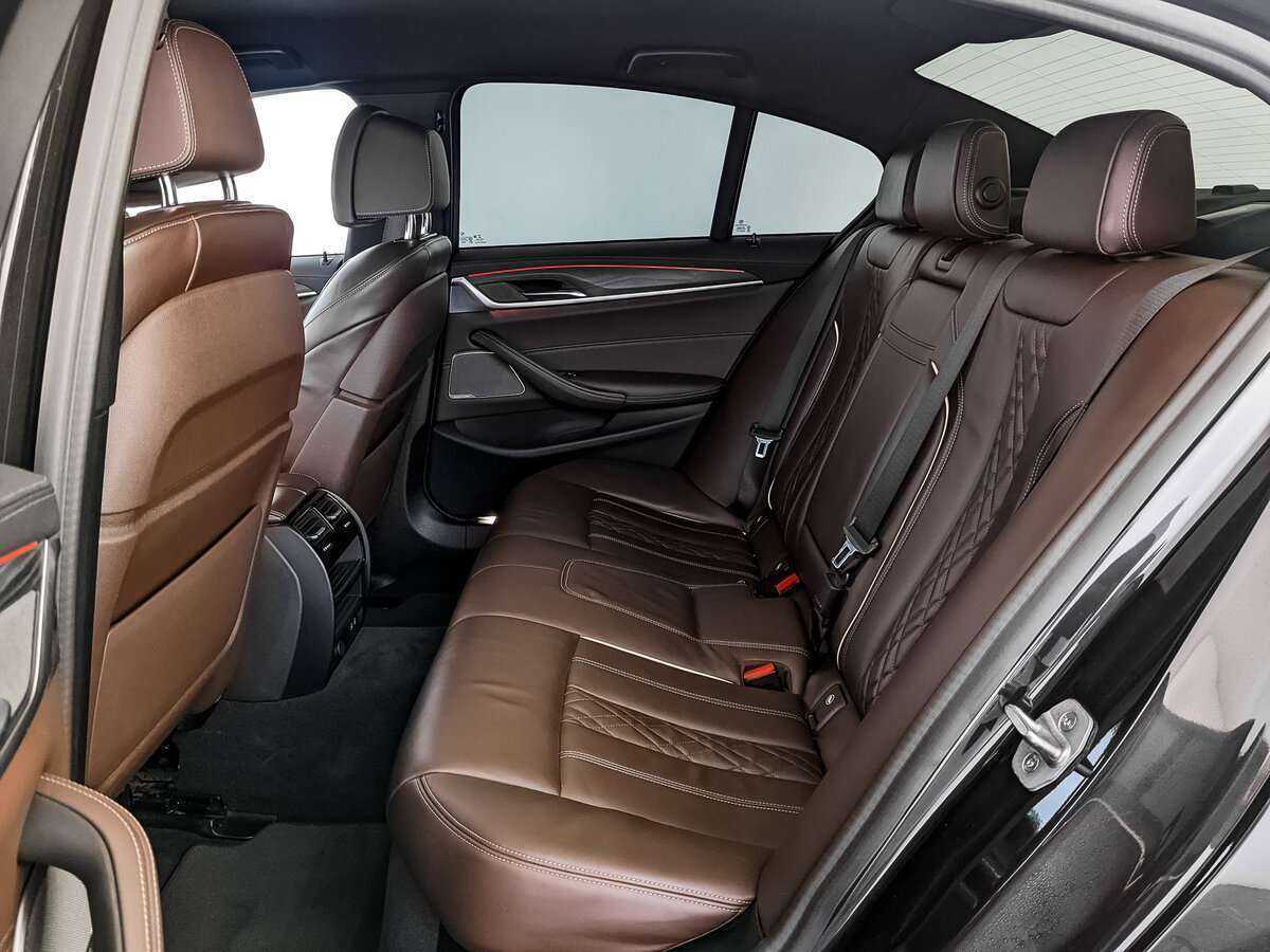 BMW 5 серии с пробегом — 2020 год. Фото: #11