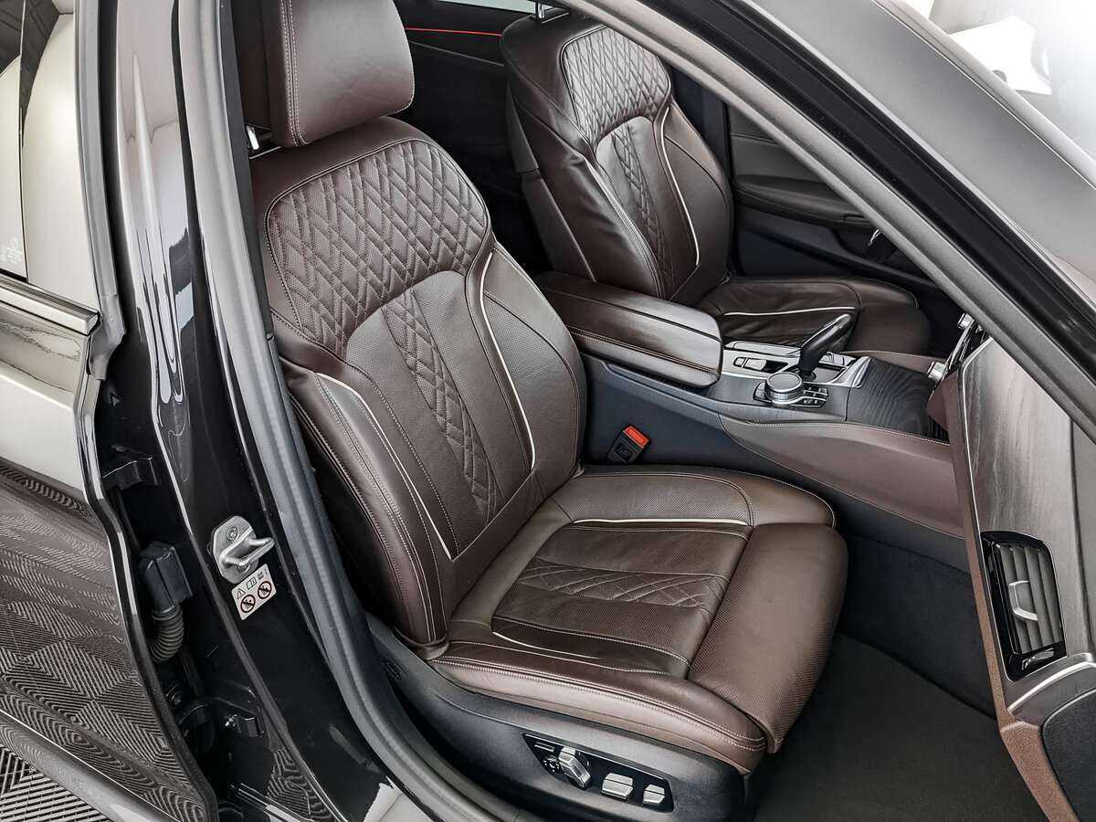 BMW 5 серии с пробегом — 2020 год. Фото: #17