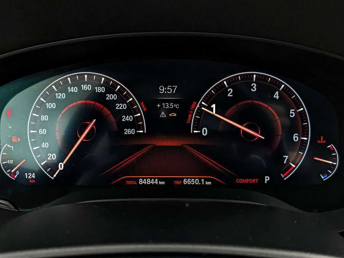 BMW 5 серии с пробегом — 2019 год. Фото: #11